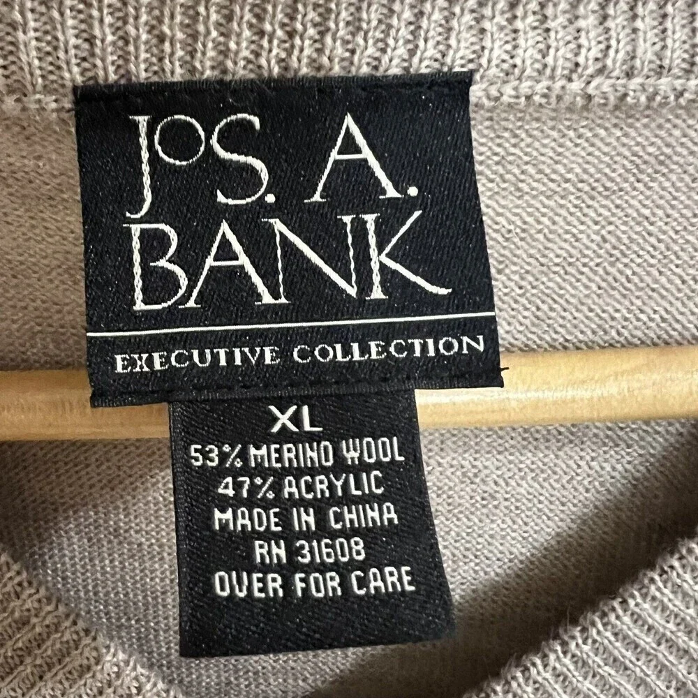 Jos A Bank Sweater Beige Merino Wool Blend V Neck Pullover Long Sleeve Men Sz XL